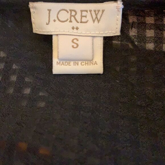 J Crew long sleeve black blouse with gold buttons on cuff. Size S Length 27” - Picture 6 of 6